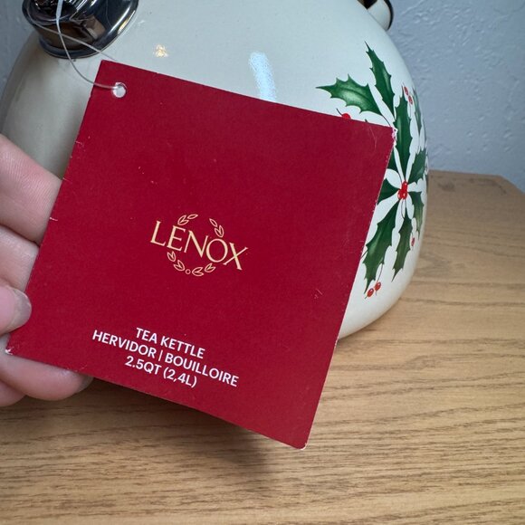 Lenox‎ Holiday Christmas Tea Kettle - Picture 8 of 9